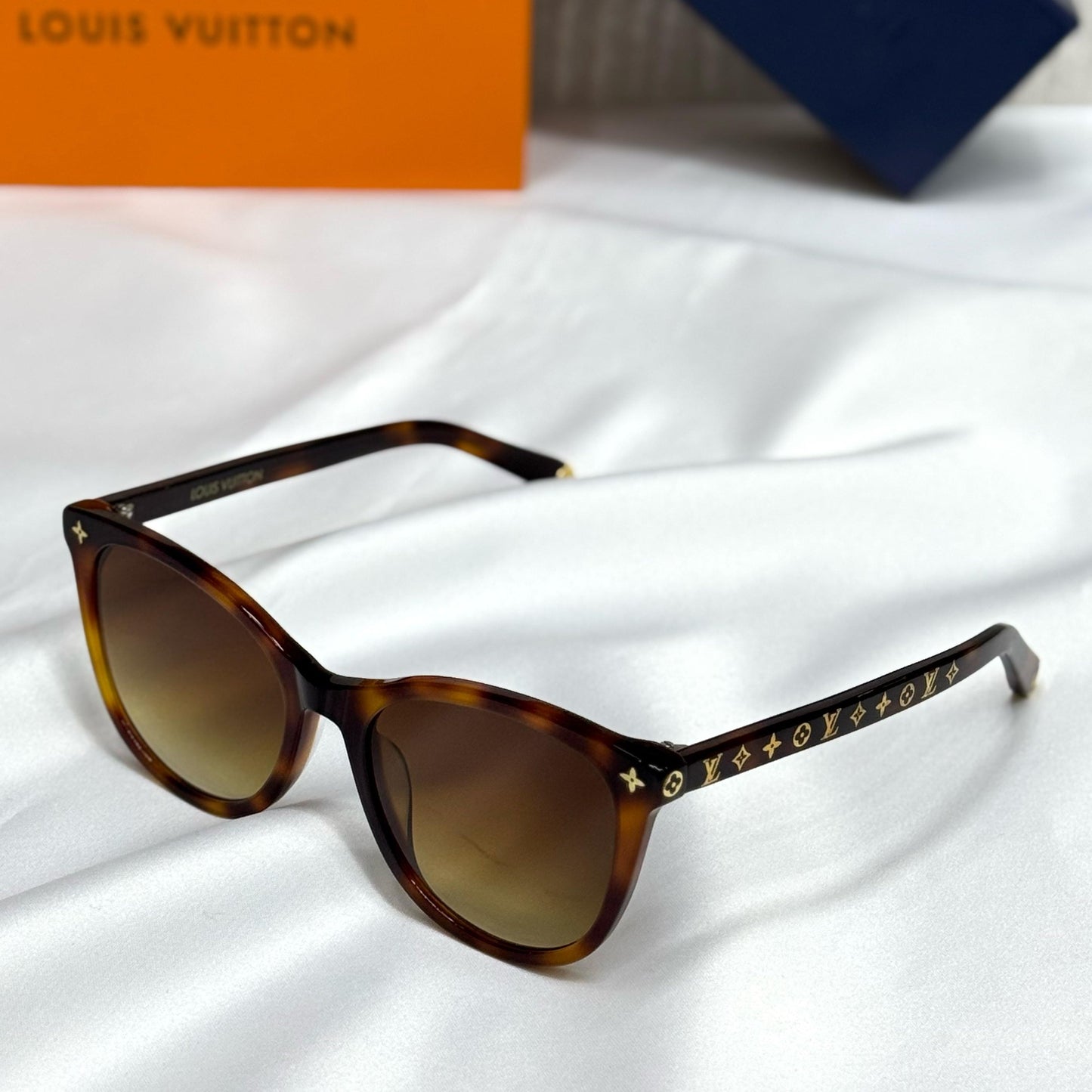 Louis Vuitton Style #7 Sunglasses