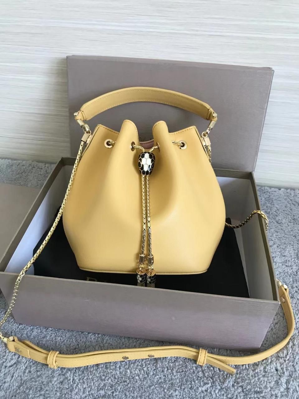 Bvlgari serpenti forever  bucket soft leather Shoulder Bag