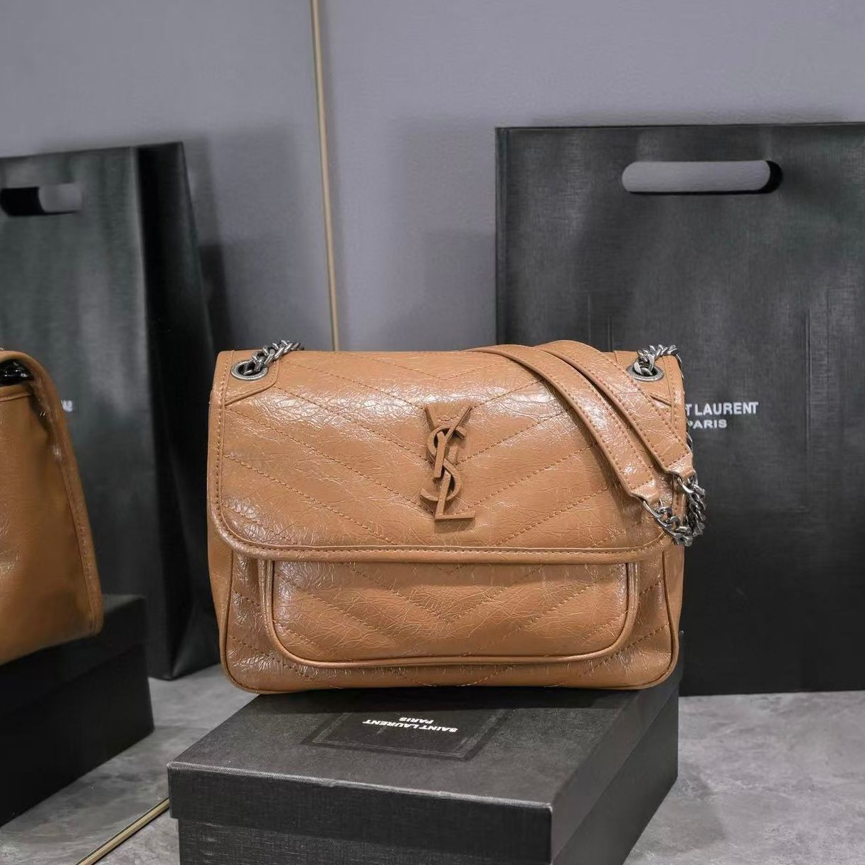 Saint Laurent Women's Niki Medium Shoulder Bag