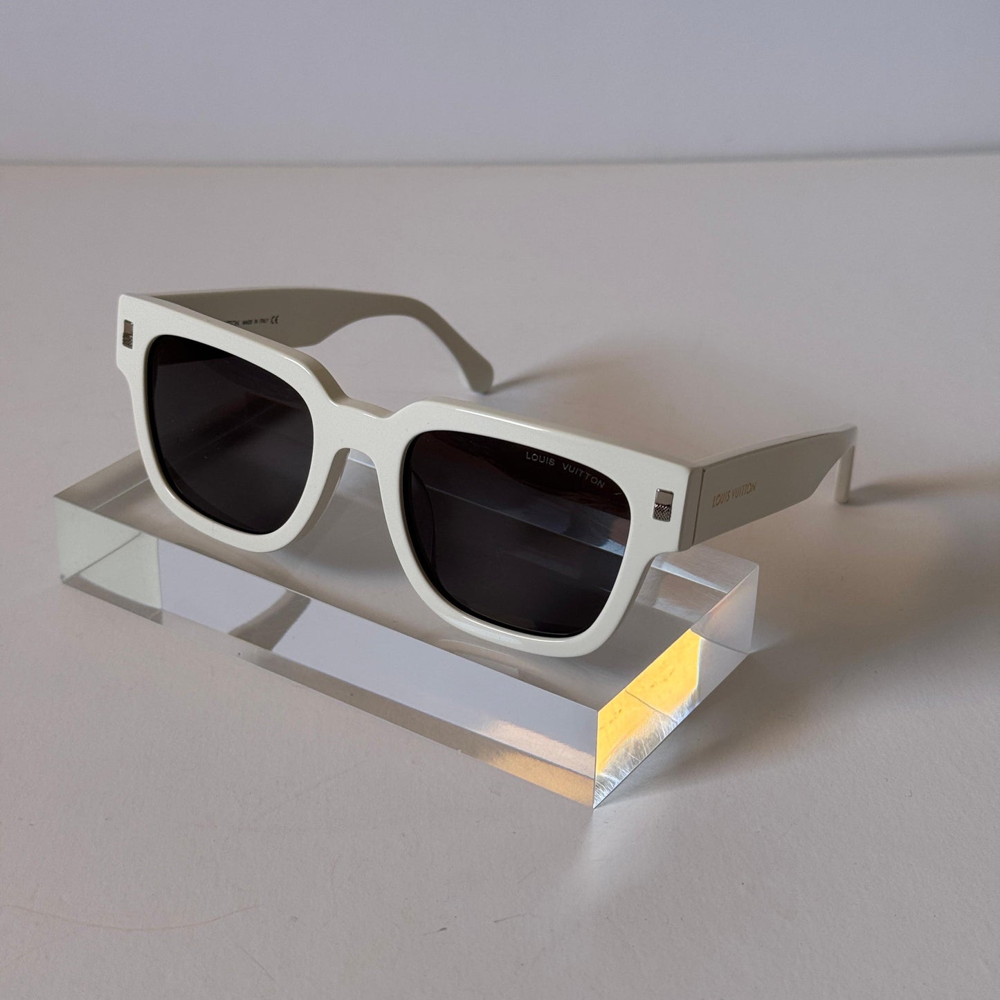Louis Vuitton Style #15 Sunglasses